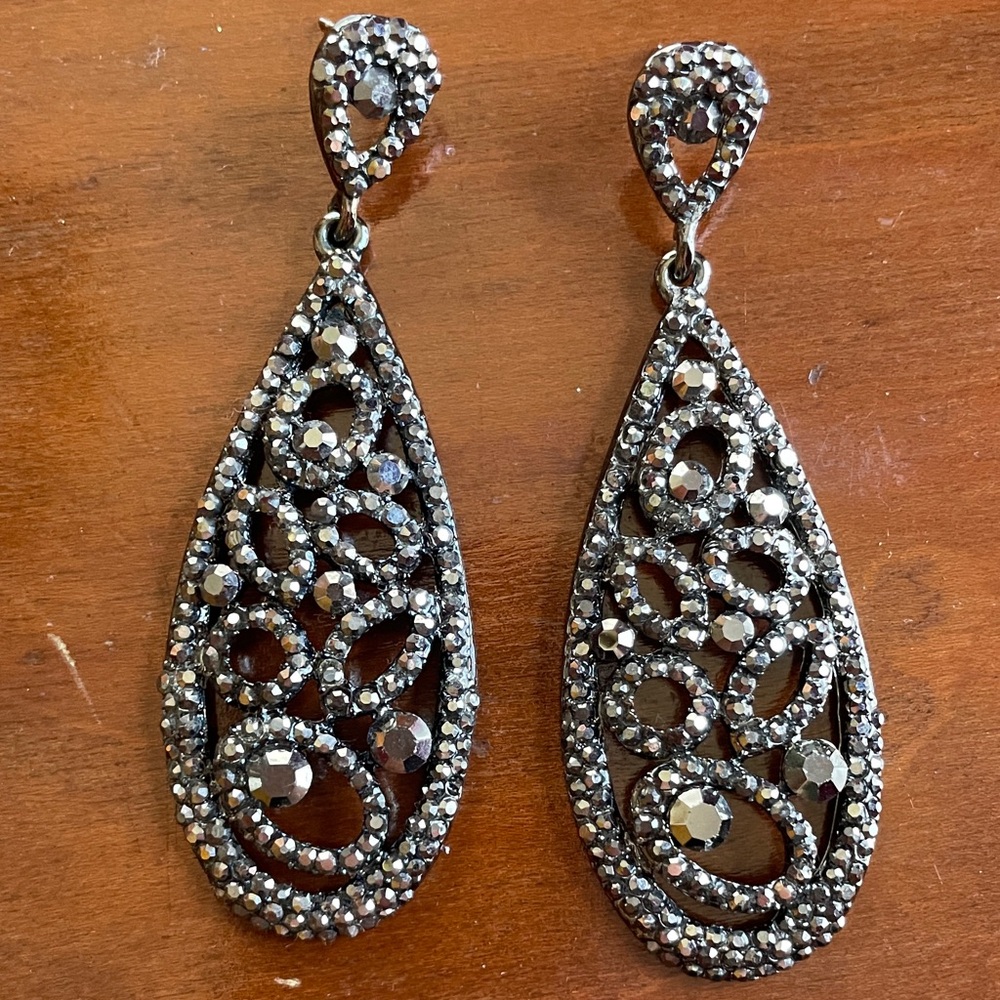 Brilliant Teardrop Dangle Earrings - Silver Tone
